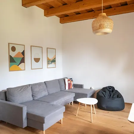 Apartman Pod Skalou *