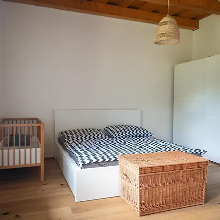 Pod Skalou Apartman *